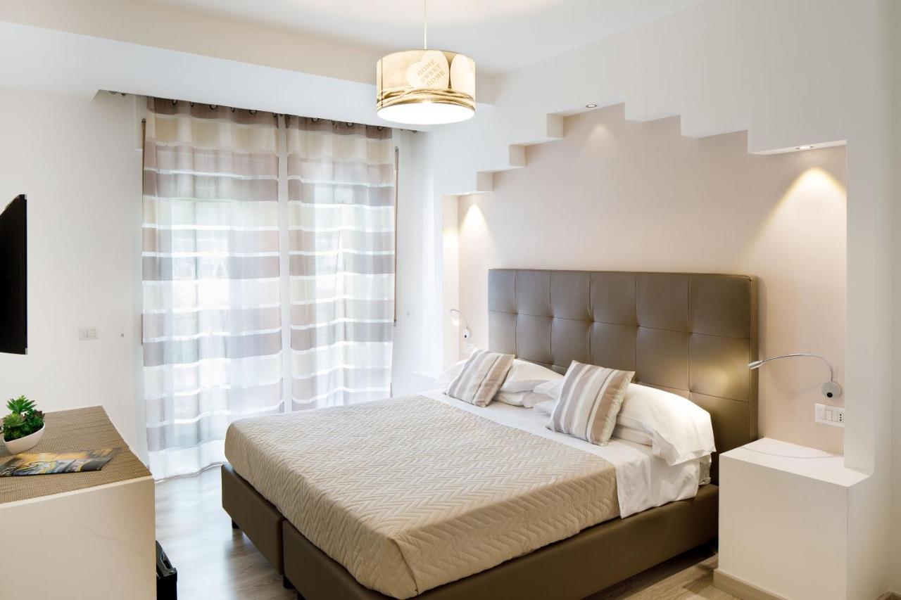 Sorrento Comfort Rooms Con Piscina Luaran gambar